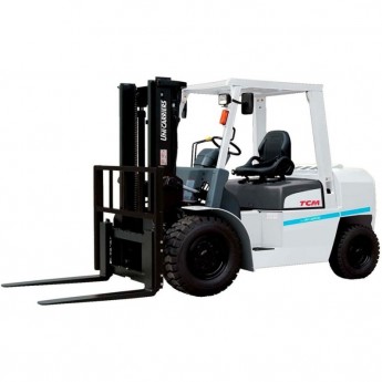 Бензиновый вилочный погрузчик TCM FG45T3